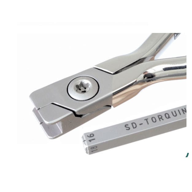 Pince orthodontique SD 805 Torquing SAVARIA DENT Kft à plier les