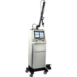 laser pour rajeunissement vulvo-vaginal / au CO2 / sur chariot