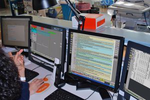 logiciel de gestion / de contrôle / de soins intensifs / de laboratoire