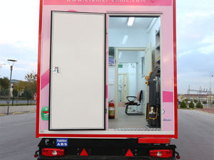 salle mobile de radiologie pour mammographie