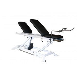 table d'examen gynécologique / à hauteur variable / sur roulettes / 3 sections