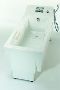 baignoire médicalisée électrique / réglable en hauteur