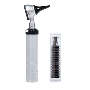 otoscope / avec spéculum