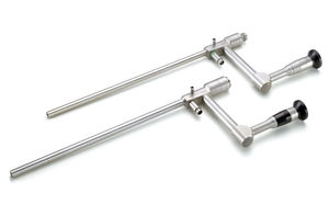 laparoscope / grand angle / avec canal opérateur / à angle droit
