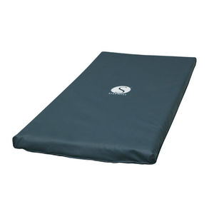 matelas pour berceaux / en mousse / anti-escarres / pédiatrique