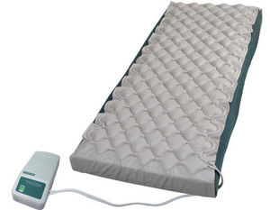 surmatelas pour lit médicalisé / à pression alternée / avec pompe à air / anti-escarres