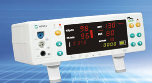 moniteur de signes vitaux TEMP / PNI / SpO2 / compact