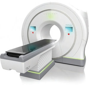 accélérateur linéaire de particules radiothérapie conformationnelle / avec scanner X intégré / avec table de positionnement robotisée