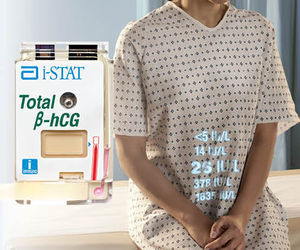 test de diagnostic rapide de grossesse / de β-hCG / de sang total