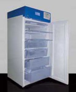 congélateur pour plasma sanguin / de type armoire / 1 porte