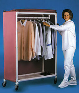 armoire à linge / d'hôpital / porte-vêtements / sur roulettes