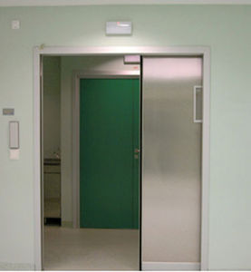 porte coulissante / pour service de radiologie / pour établissement de santé / double