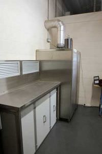table de préparation des cendres funéraires / en acier inoxydable / ventilée