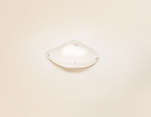implant esthétique malaire / anatomique / silicone