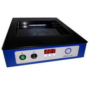 bain-marie d'histopathologie / à circulation d'eau / de paillasse / avec éclairage