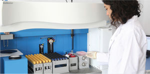 système de préparation d'échantillons pour LC/MS / pour chromatographie en phase liquide / de protéomique / automatisé
