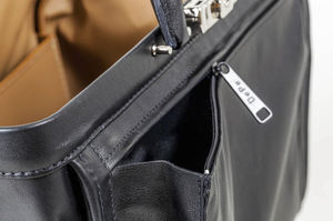 sac de médecin / en cuir