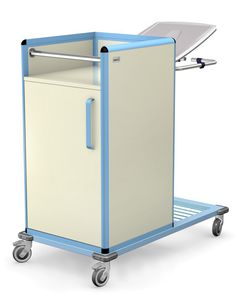 chariot de ménage / à linge sale / à linge propre / avec porte