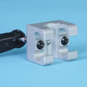 clameau pour table d'opération