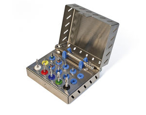 kit d'instruments pour implantologie dentaire