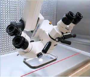 microscope de chirurgie ophtalmique