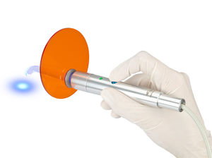 lampe à polymériser dentaire
