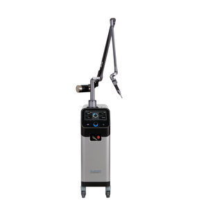 laser pour les lésions pigmentaires / pour élimination des tatouages / Nd:YAG / sur chariot