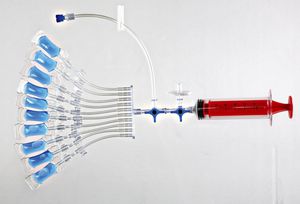 système de préparation d'échantillons pour collyres