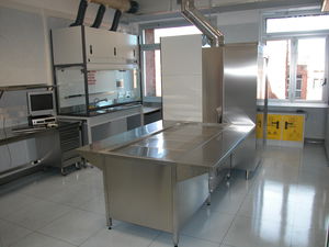 station de travail de laboratoire d'histopathologie