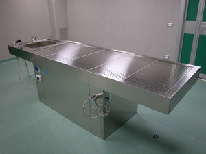 table d'autopsie