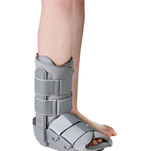 botte de marche courte