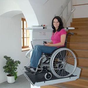 monte-escalier pour escaliers droits