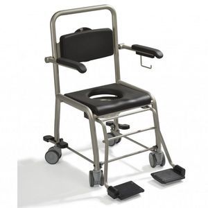 chaise garde robe sur roulettes