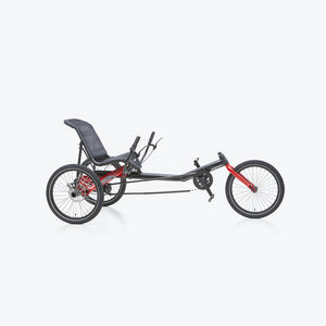 tricycle couché à pédales