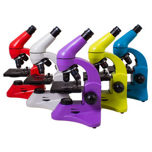 microscope de laboratoire