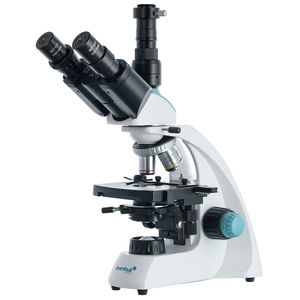 microscope de laboratoire