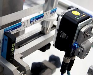 machine d'étiquetage de bouteilles