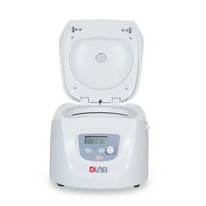 centrifugeuse de laboratoire / à hématocrite / de paillasse / automatique