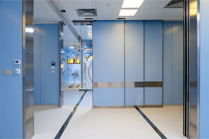 porte d'hôpital