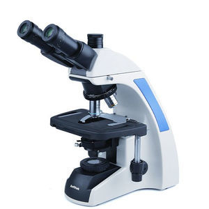 microscope biologique