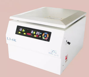 centrifugeuse de laboratoire