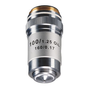 objectif de microscope de laboratoire