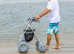 déambulateurs à 4 roues