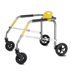 rollator à 4 roues