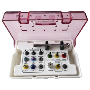 kit d'instruments pour implantologie dentaire