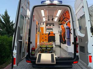 fourgon d'ambulance