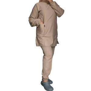 ensemble médical pour femme