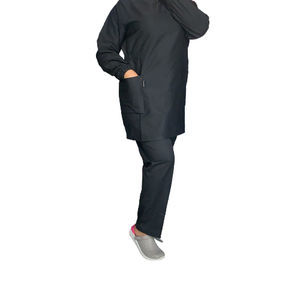 ensemble médical pour femme