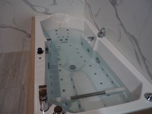 baignoire de balnéothérapie monoplace