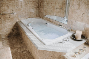 baignoire de balnéothérapie monoplace